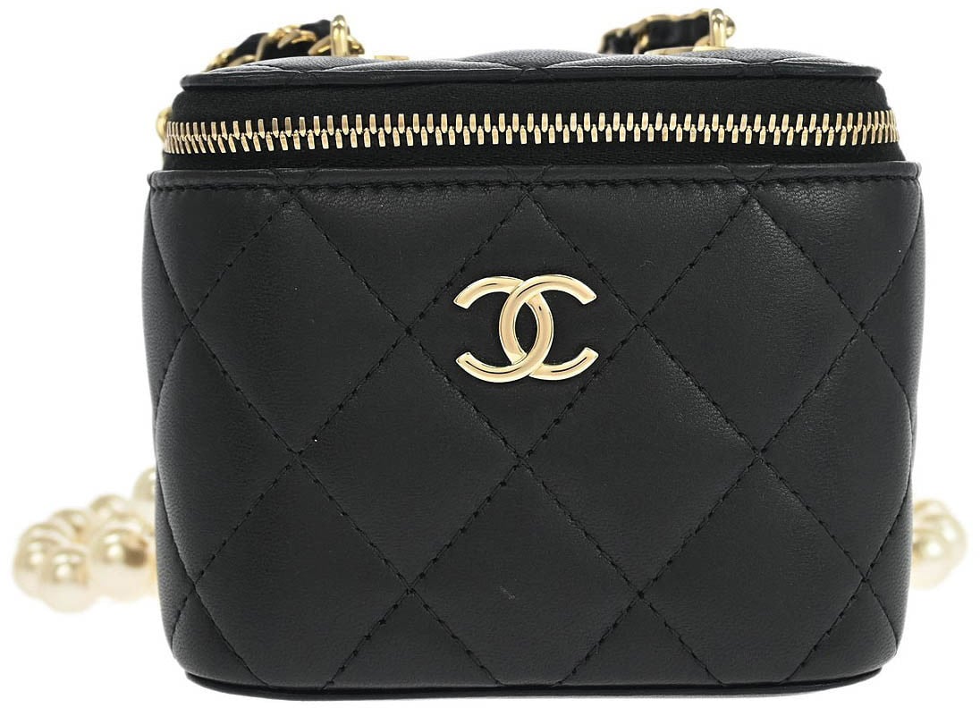 Chanel Chanel Vanity Case with Pearl Chain Quilted Lambskin Mini Zwart