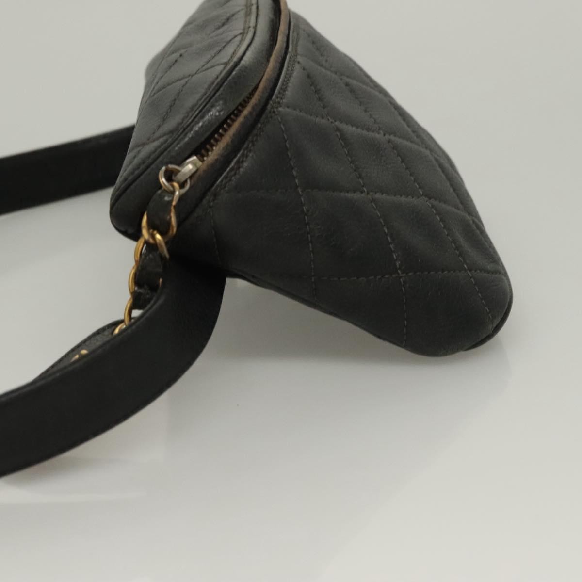 Chanel Chanel CC Charm Belt Bag Quilted Caviar Zwart