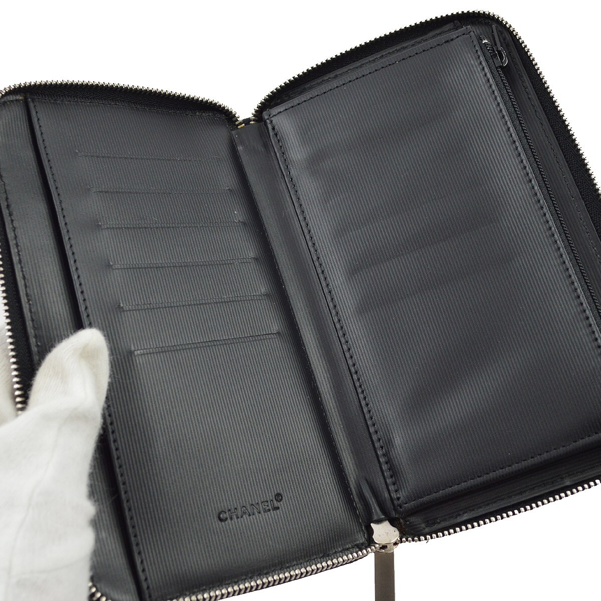 Chanel Chanel Travel Line ZIp Around Wallet Printed Nylon Zwart