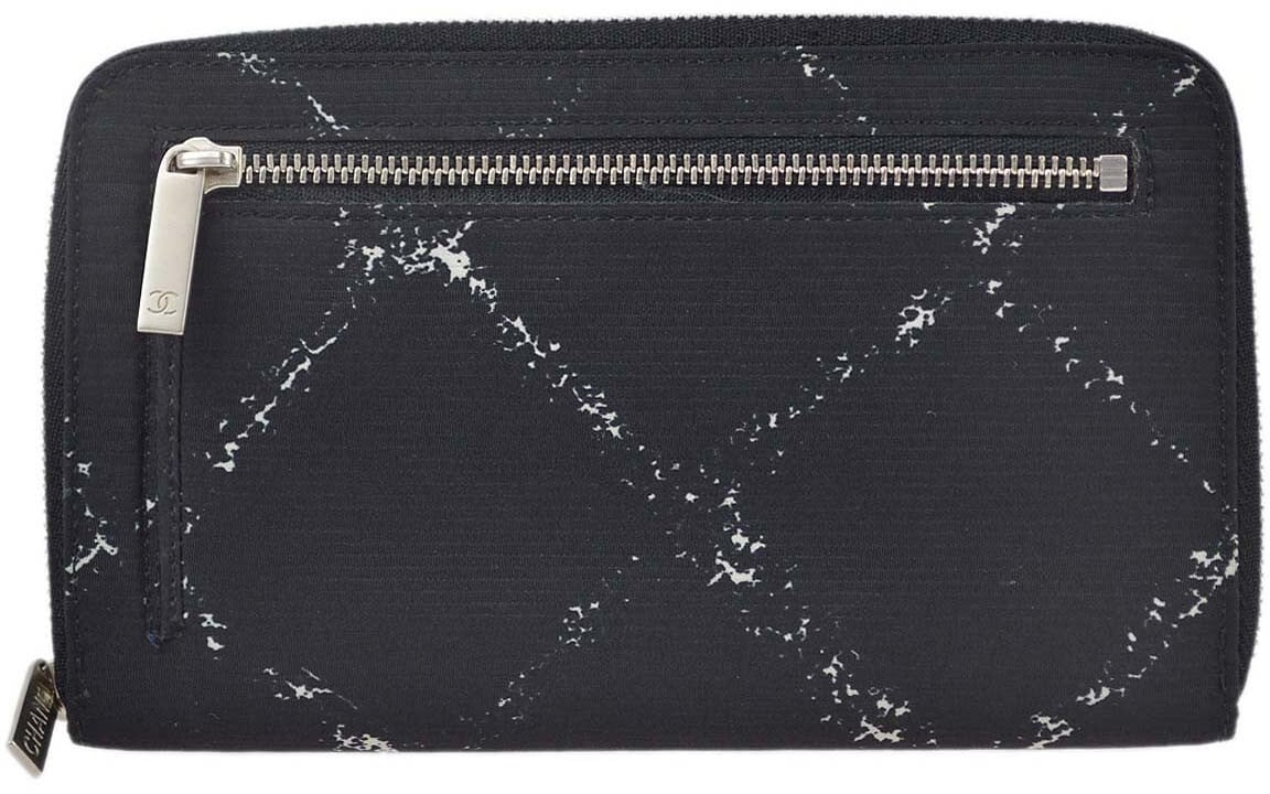 Chanel Chanel Travel Line ZIp Around Wallet Printed Nylon Zwart