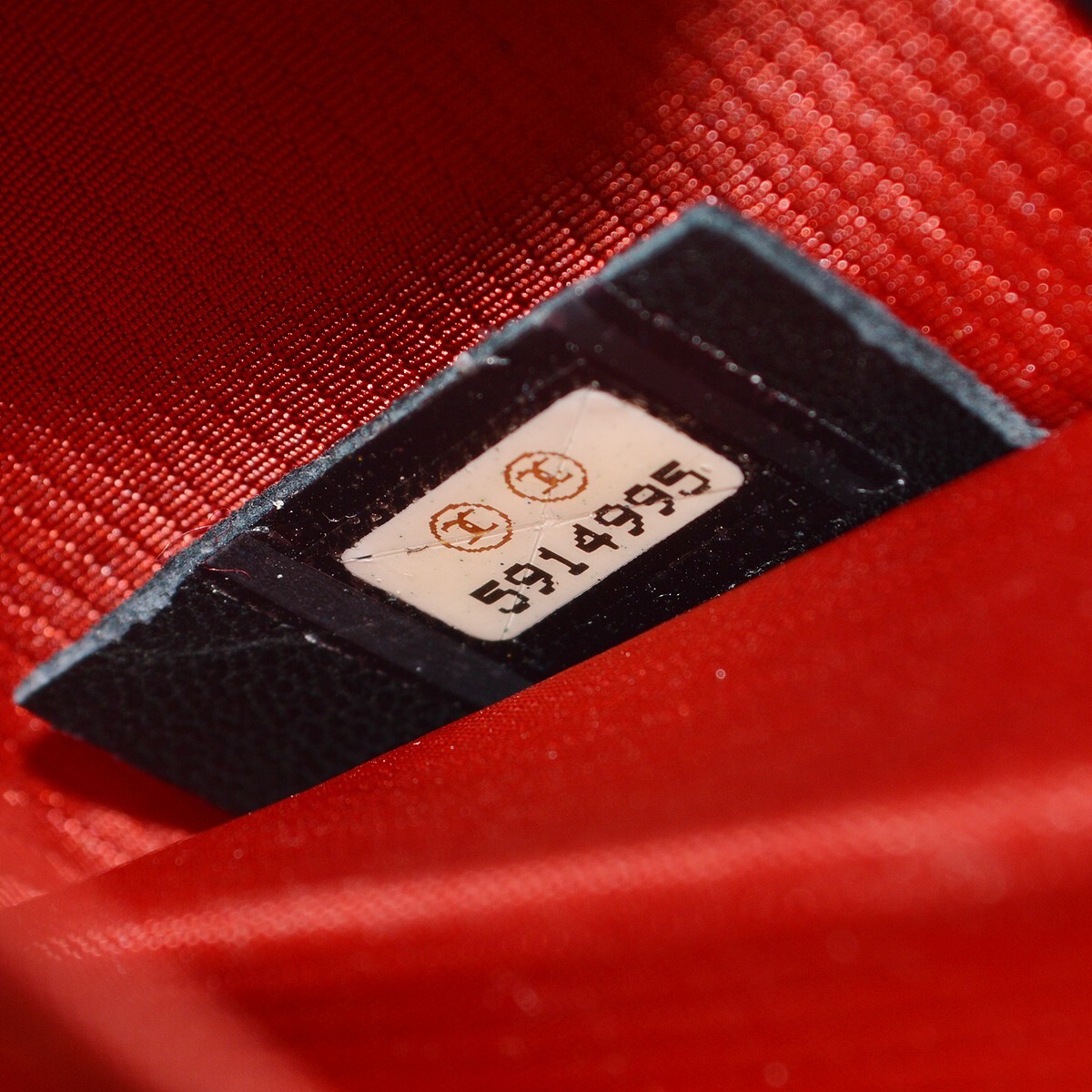 Chanel Chanel Travel Line ZIp Around Wallet Printed Nylon Zwart