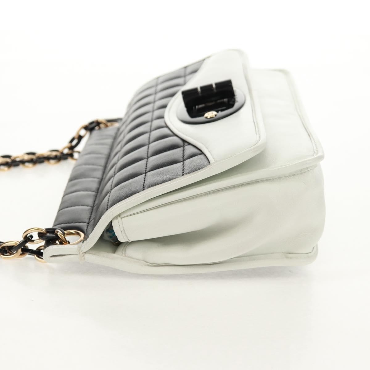 Chanel Chanel Chocolate Bar Mademoiselle Shoulder Bag Quilted Lambskin Medium Zwart