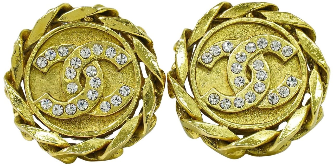 Chanel Vintage CC Round Clip-On Earrings Metal with Crystals Goud