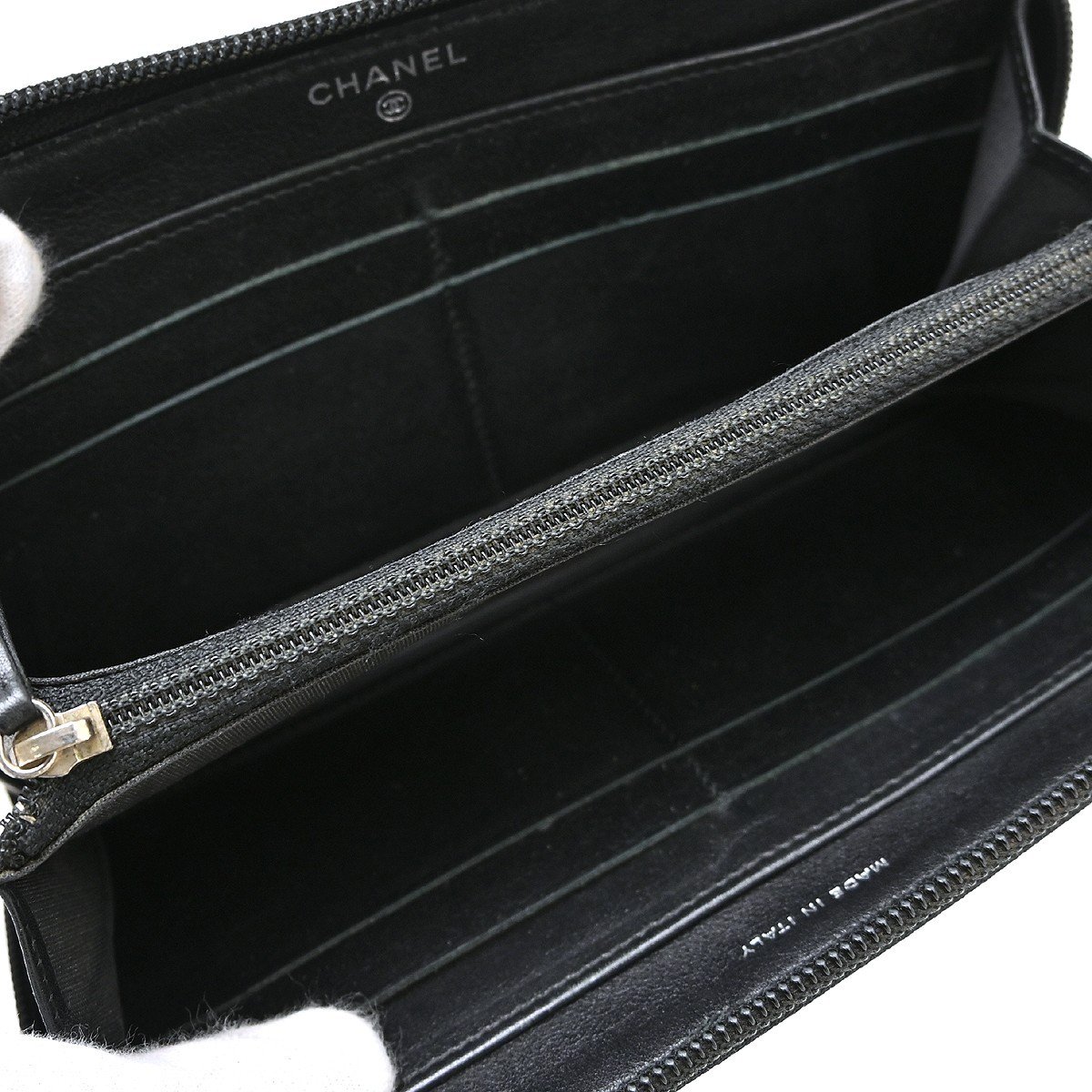 Chanel Timeless CC Zipped Calfskin Zwart