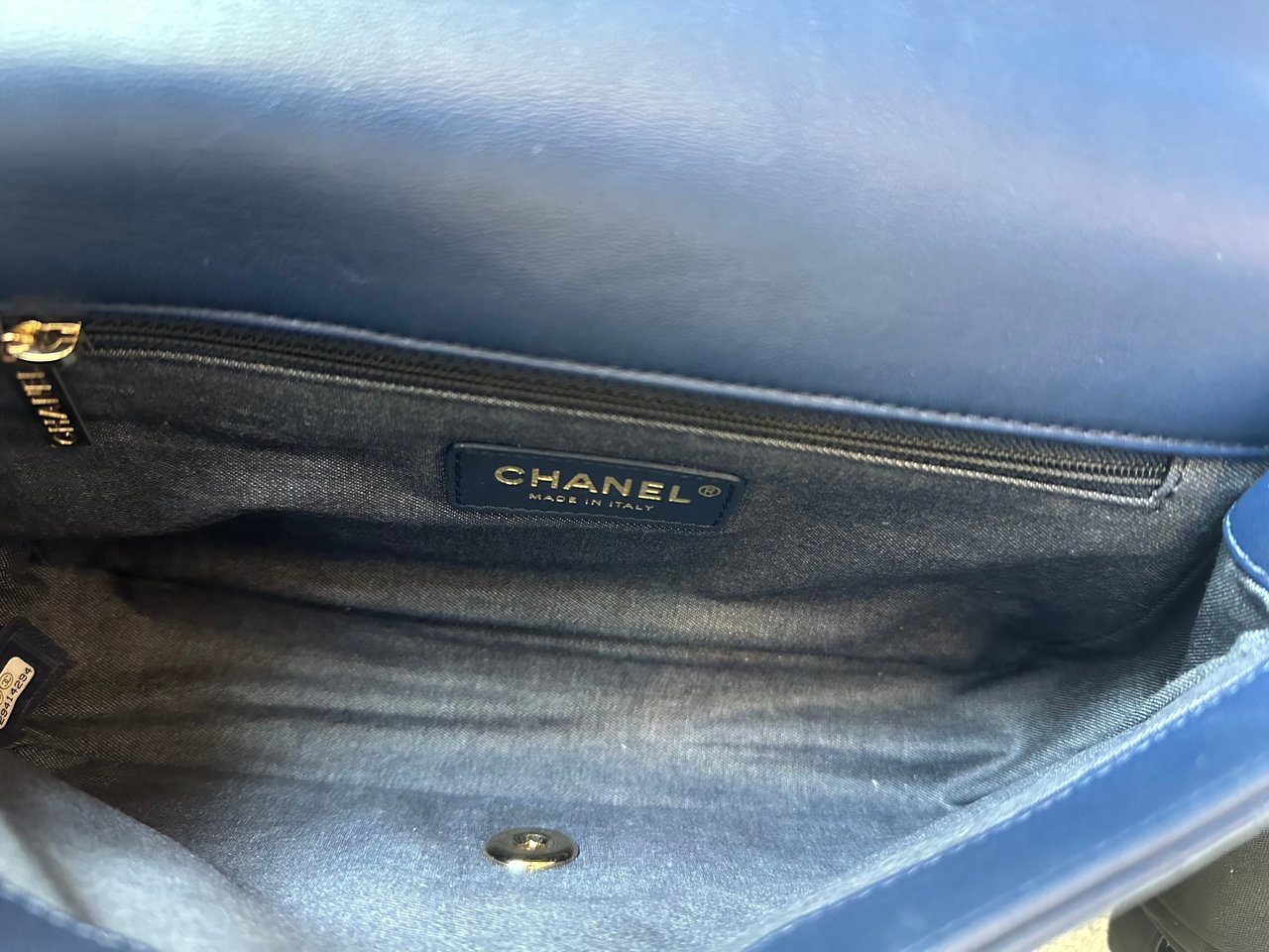 Chanel Chanel Resin Chain Top Handle Flap Bag Quilted Lambskin Small Navy