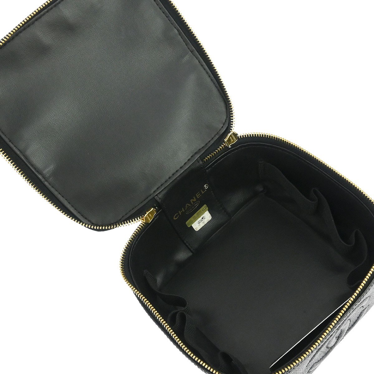 Chanel Chanel Vintage Timeless Cosmetic Case Caviar Small Zwart