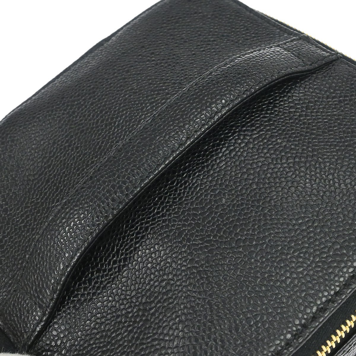 Chanel Chanel Vintage Timeless Cosmetic Case Caviar Small Zwart