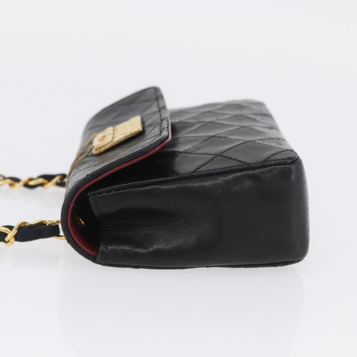 Chanel Chanel Vintage Square CC Flap Bag Quilted Lambskin Medium Zwart