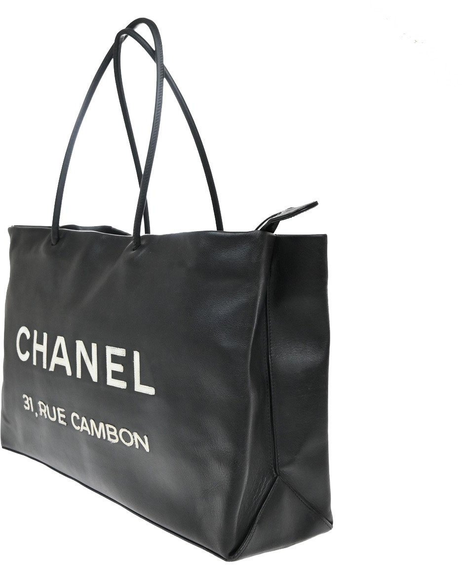 Chanel Chanel Essential 31 Rue Cambon Shopping Tote Leather Large Zwart