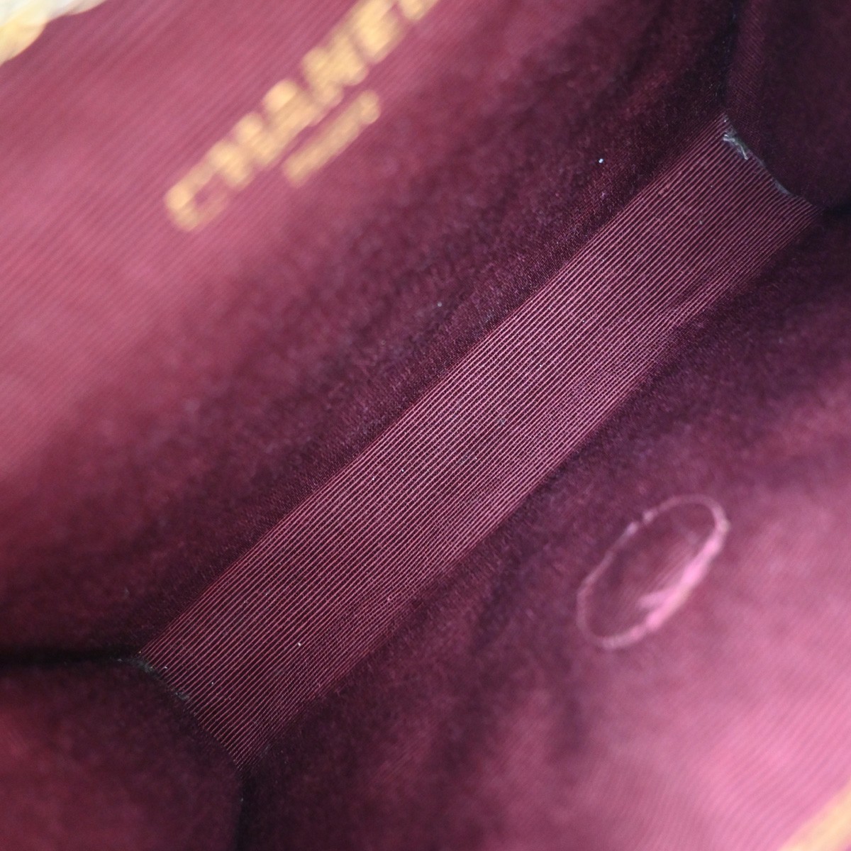 Chanel Chanel Vintage Round Flap Bag Quilted Lambskin Small Zwart