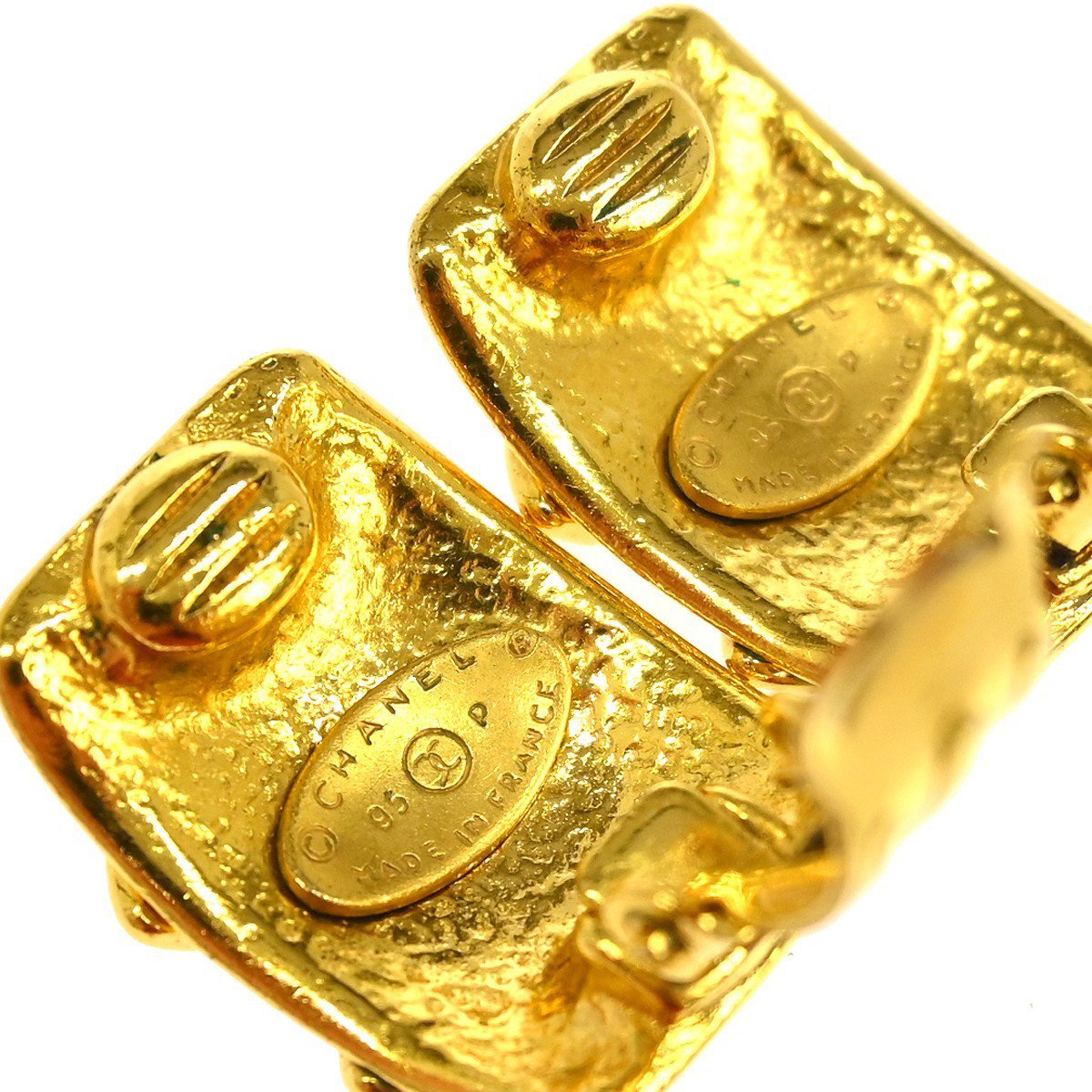 Chanel Vintage Square CC Metal Goud