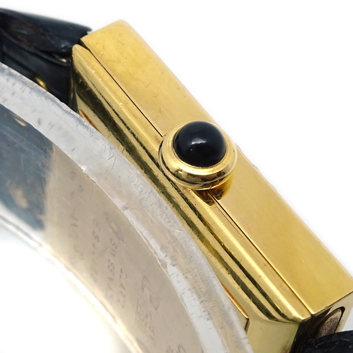 Chanel Chanel Mademoiselle Quartz Watch Yellow Gold with Diamond Bezel 23 Divers