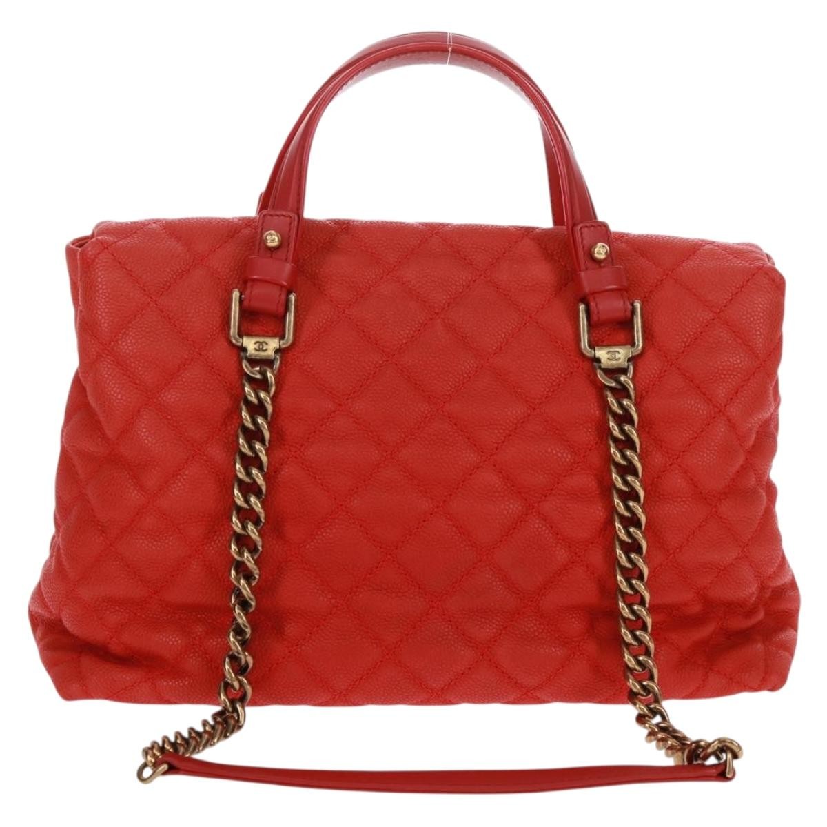Chanel Chanel Chic Quilt Tote Quilted Caviar Medium Rood
