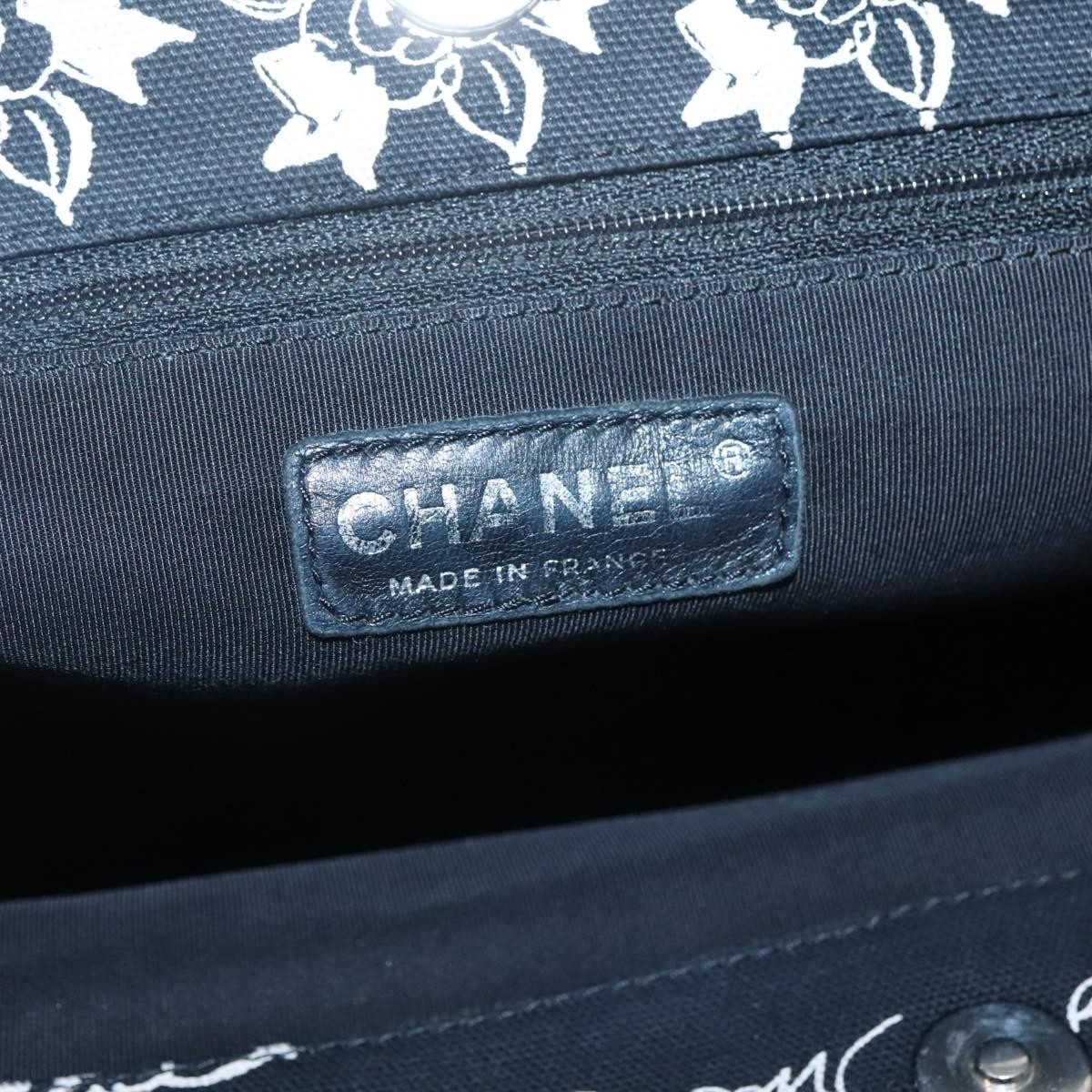 Chanel Chanel Resin Tote Printed Canvas Zwart