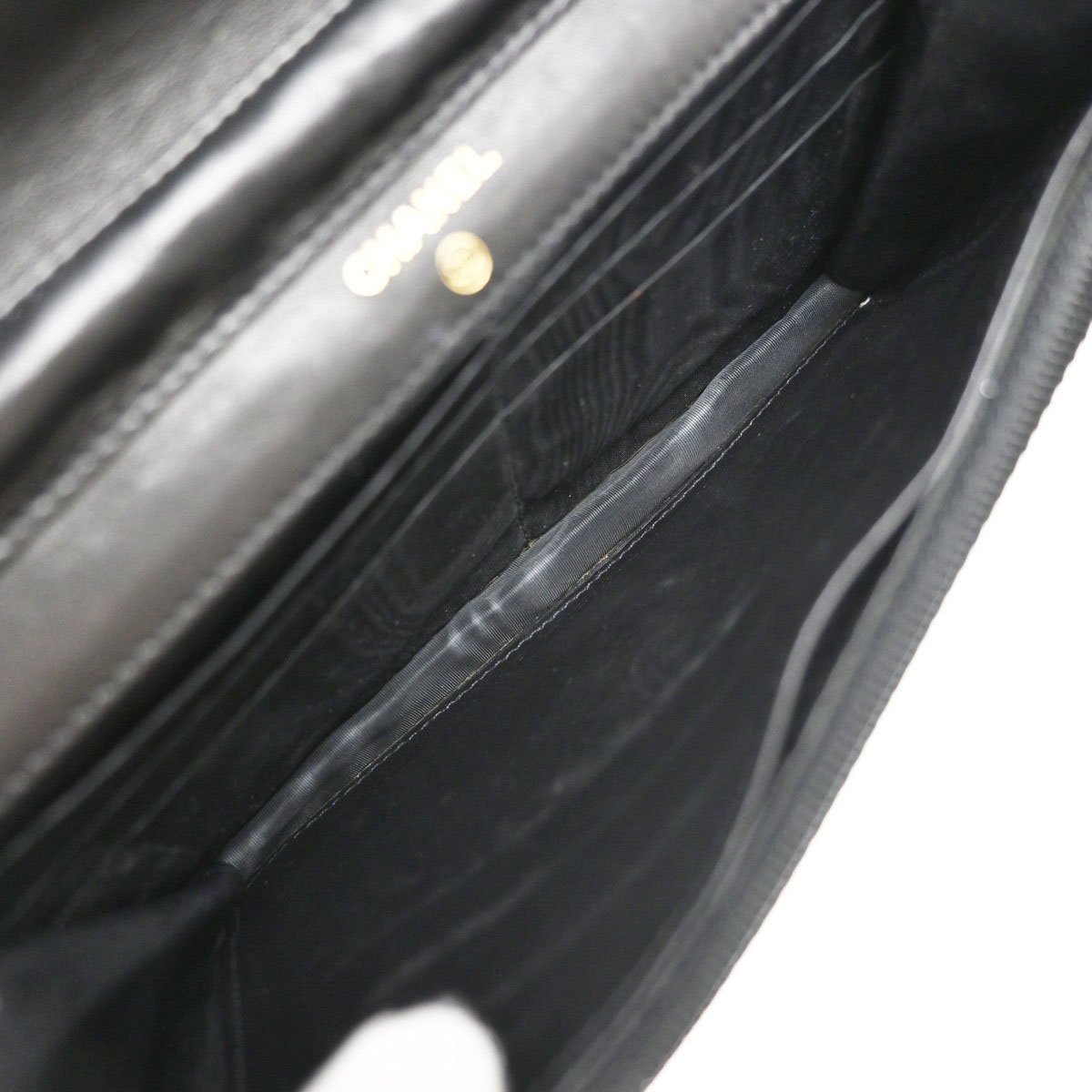 Chanel Chanel Vintage Flap Wallet with Chain Leather Zwart