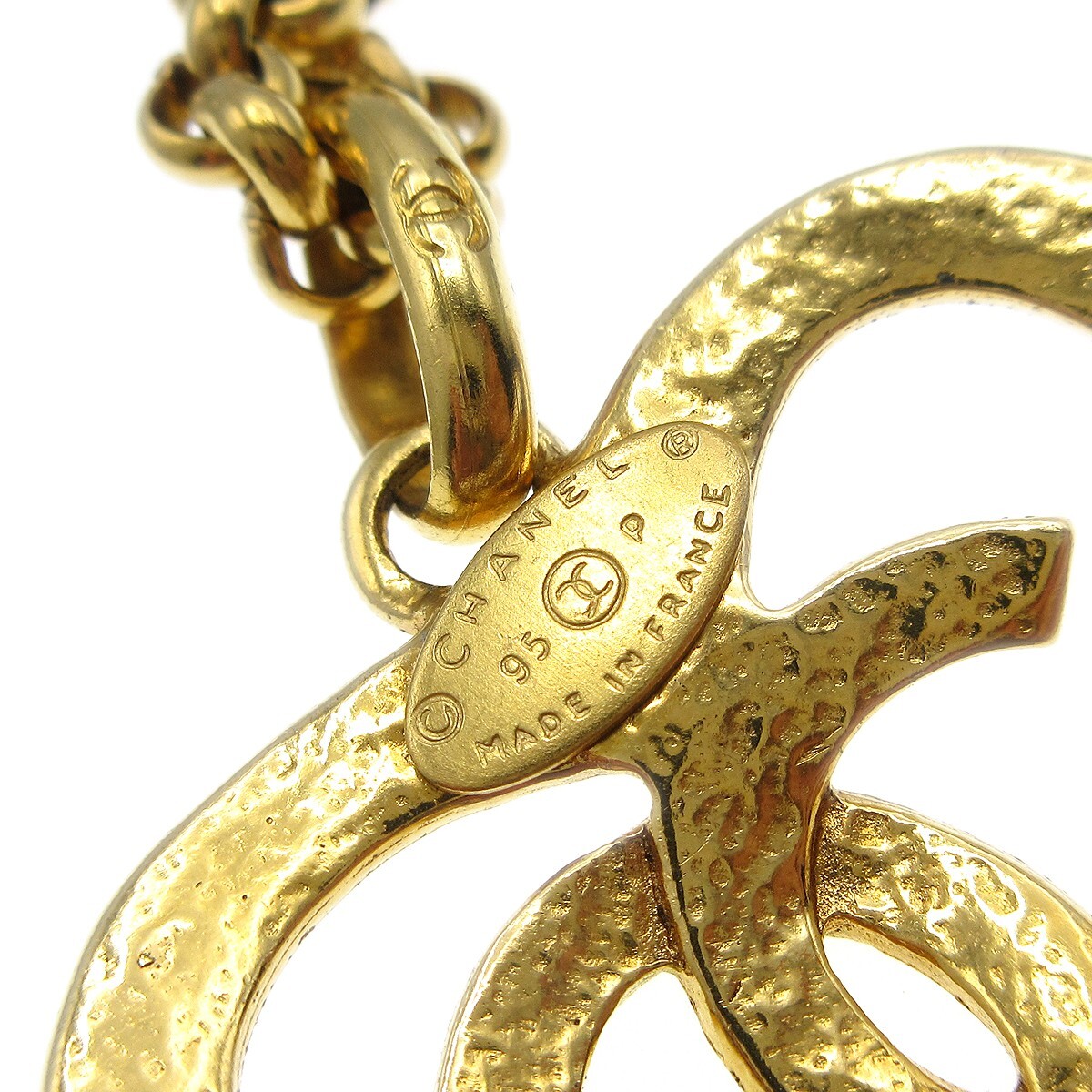 Chanel Chanel CC Heart Pendant Metal Goud