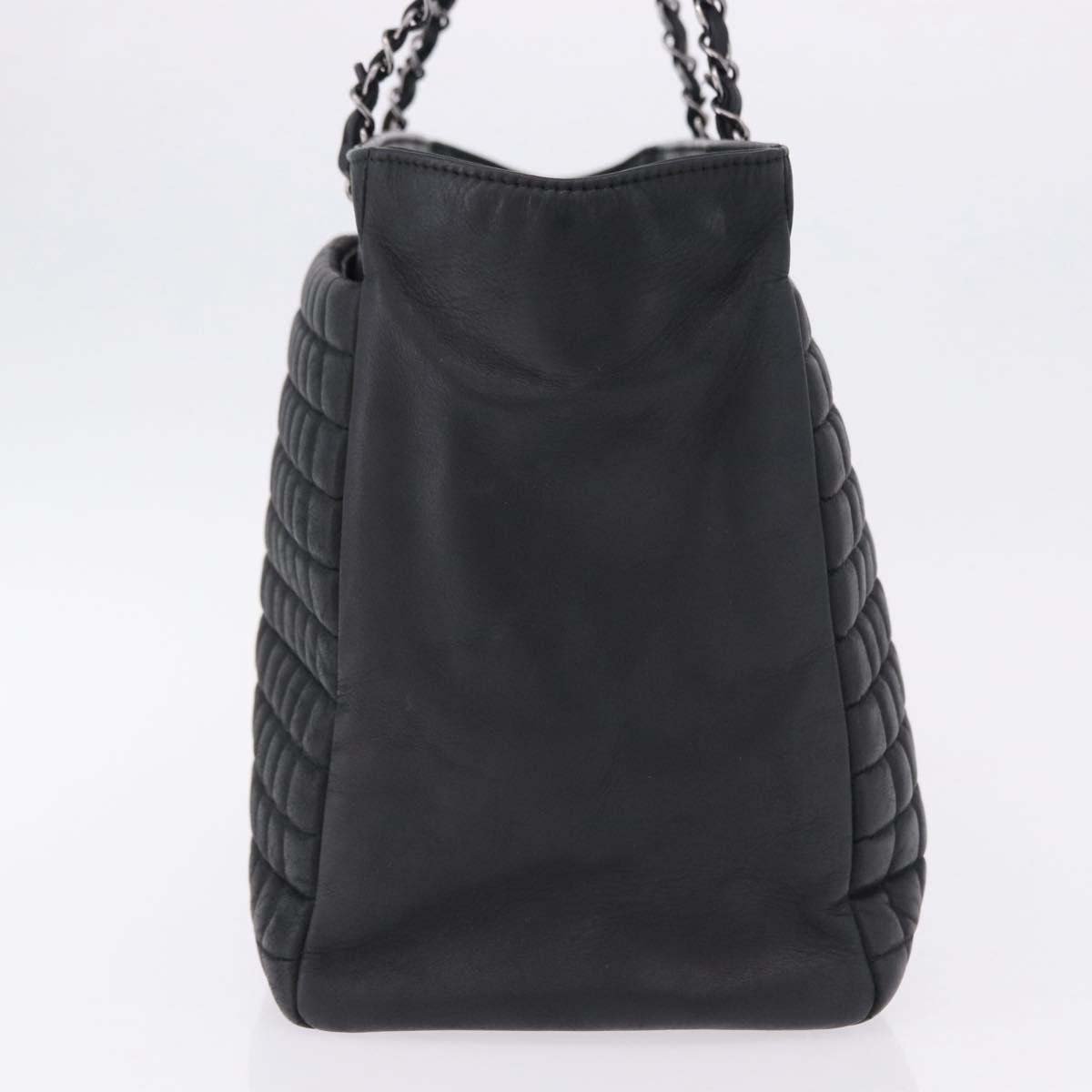 Chanel CC Lock Bubble Tote Quilted Iridescent Calfskin Large Zwart