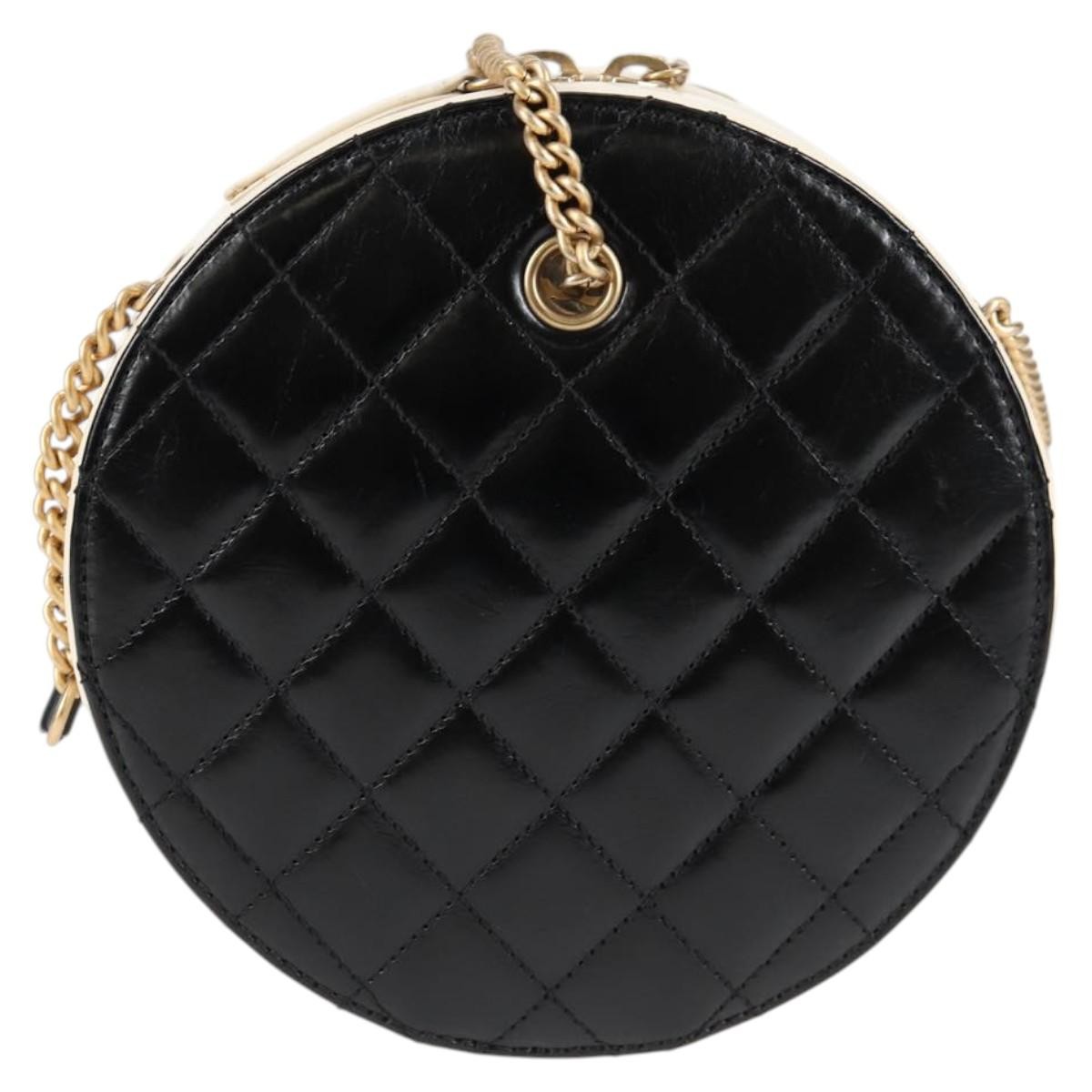 Chanel Chanel En Vogue Round Bag Crumpled Calfskin Small Zwart