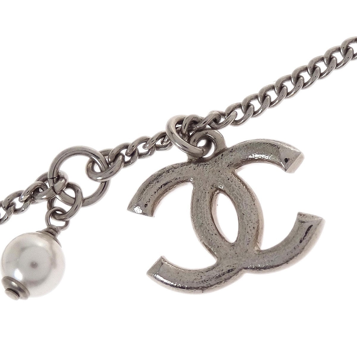 Chanel Chanel Vintage CC Pendant Long Necklace Metal Zilver