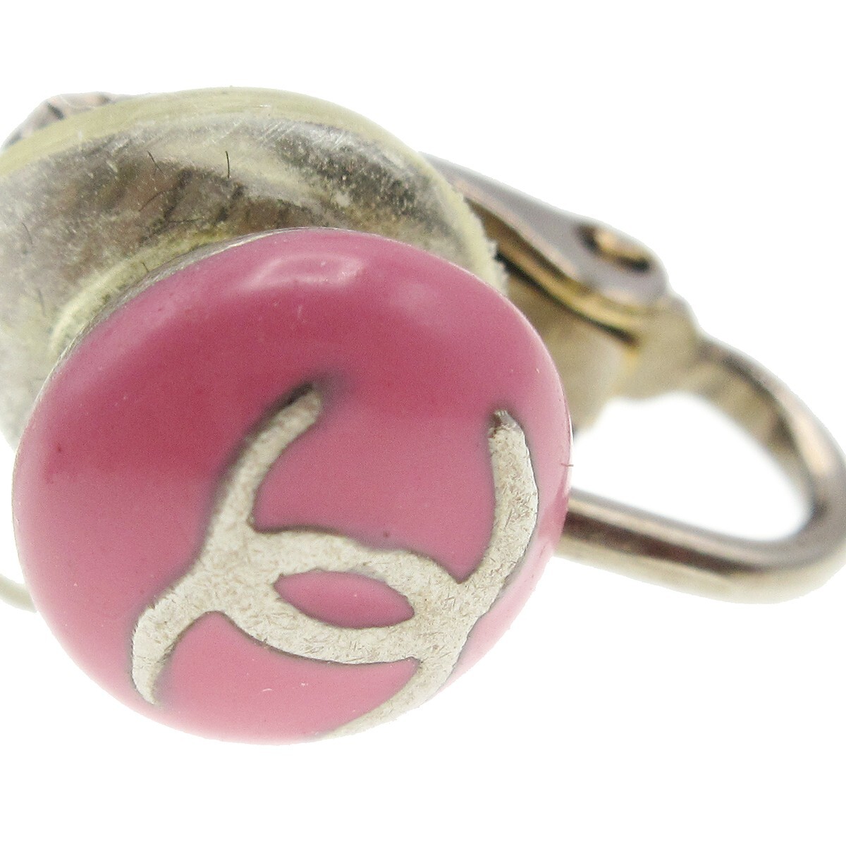 Chanel Chanel CC Round Clip-On Earrings Enamel with Metal Roze