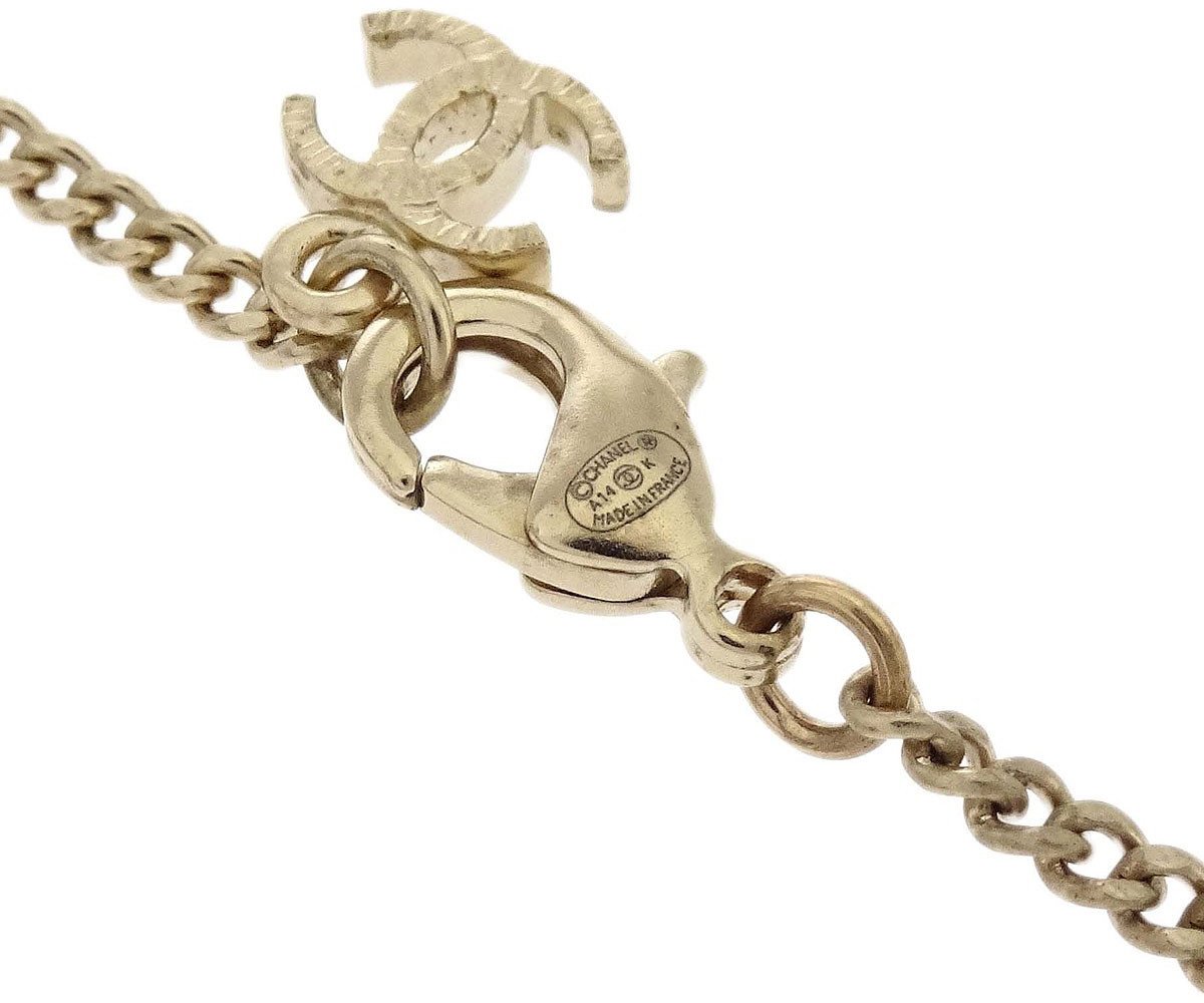 Chanel Chanel Square CC Pendant Metal Goud