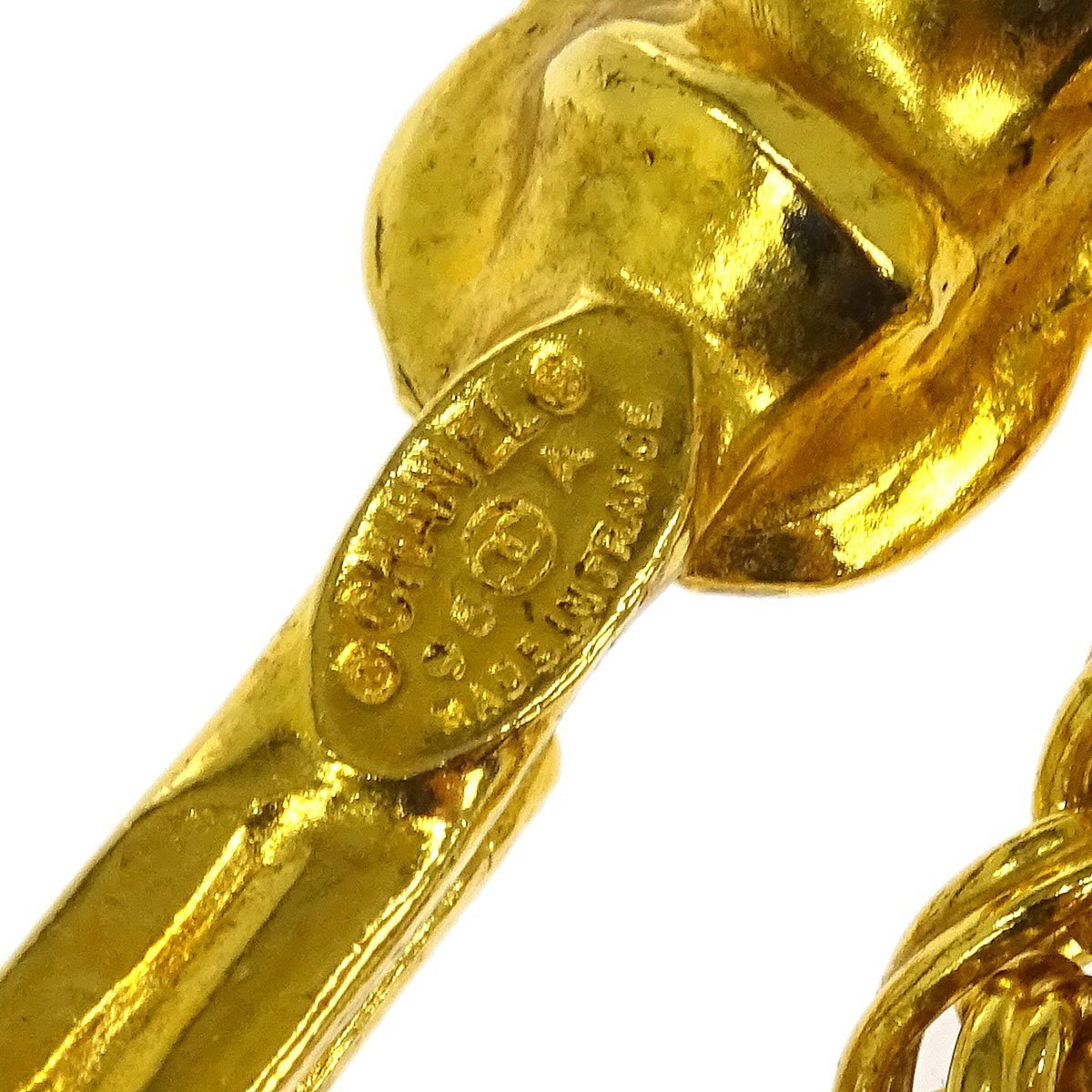 Chanel Chanel Vintage Giant CC Pendant Long Necklace Metal Goud