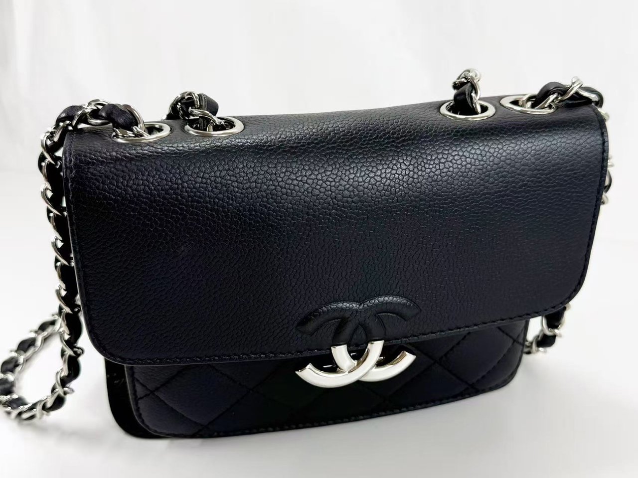 Chanel Vintage Box Flap Quilted Leather medium Zwart