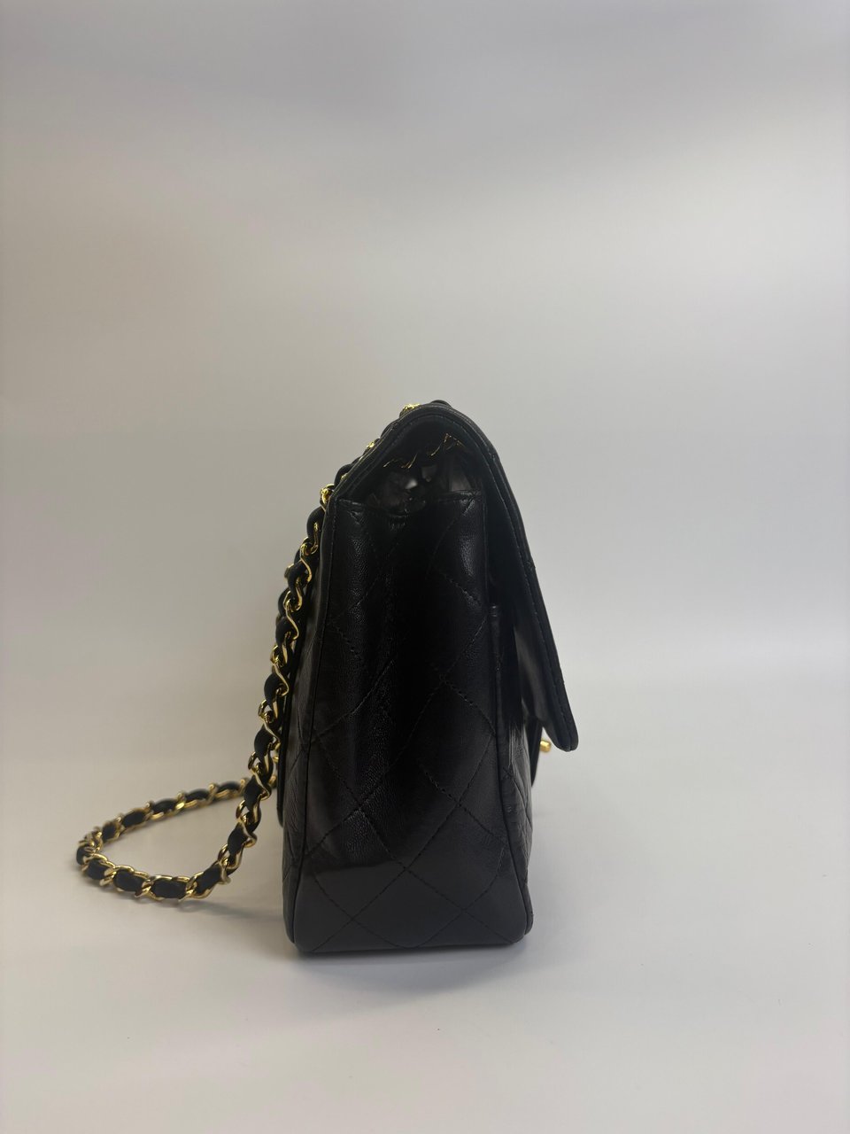 Chanel Vintage Classic Flap Bag Quilted Lambskin Zwart