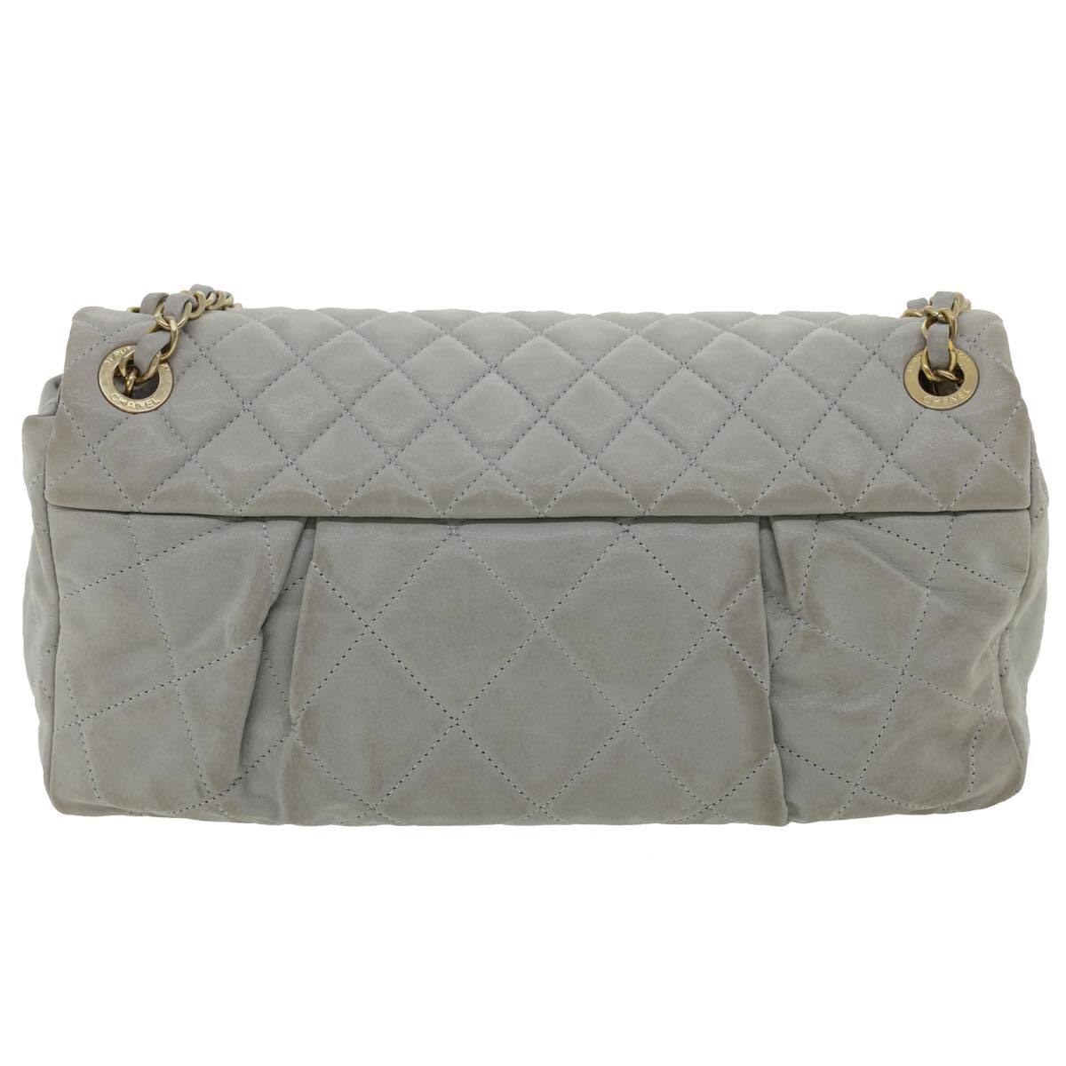 Chanel Chanel Coco Pleats Flap Bag Quilted Calfskin Grijs