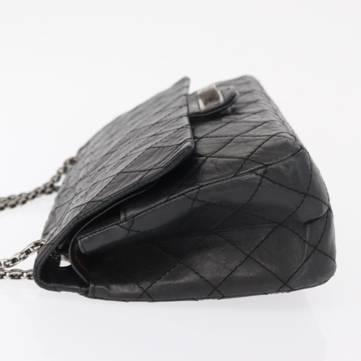 Chanel Chanel Reissue 2.55 Flap Bag Quilted Aged Calfskin 228 Zwart