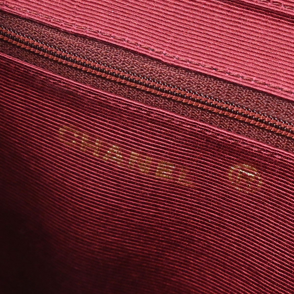 Chanel Vintage Crescent Flap Horizontal Quilted Velvet Medium Zwart