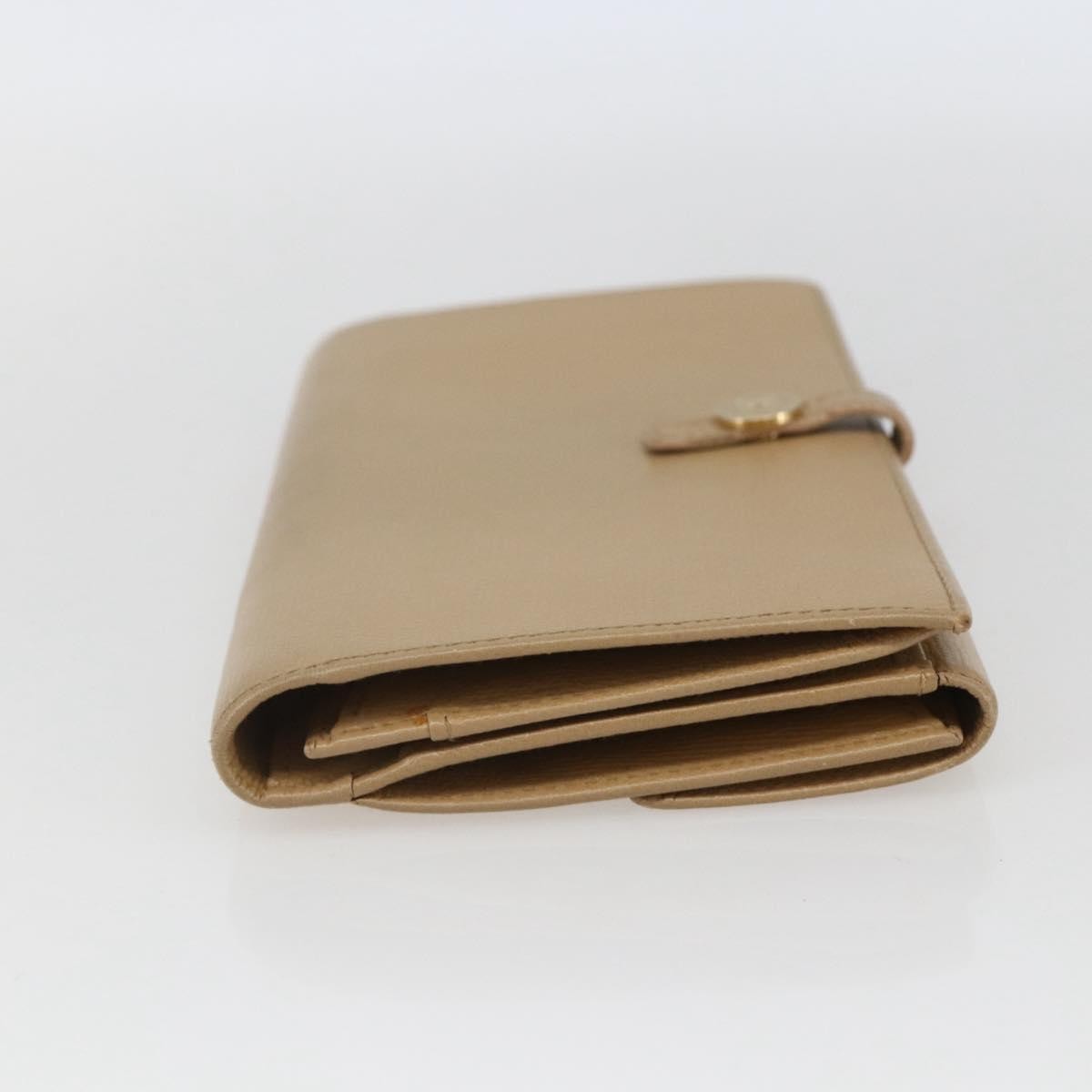 Chanel Chanel Coco bouton wallet Leather Beige