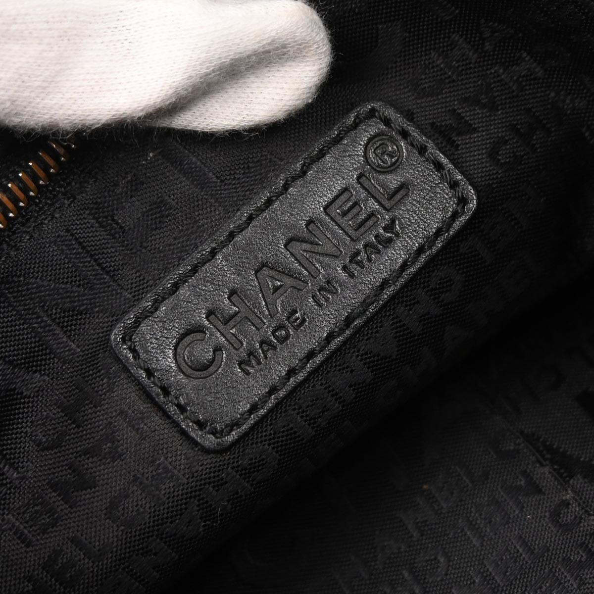 Chanel Chanel Square Stitch CC Boston Bag Quilted Leather Large Zwart