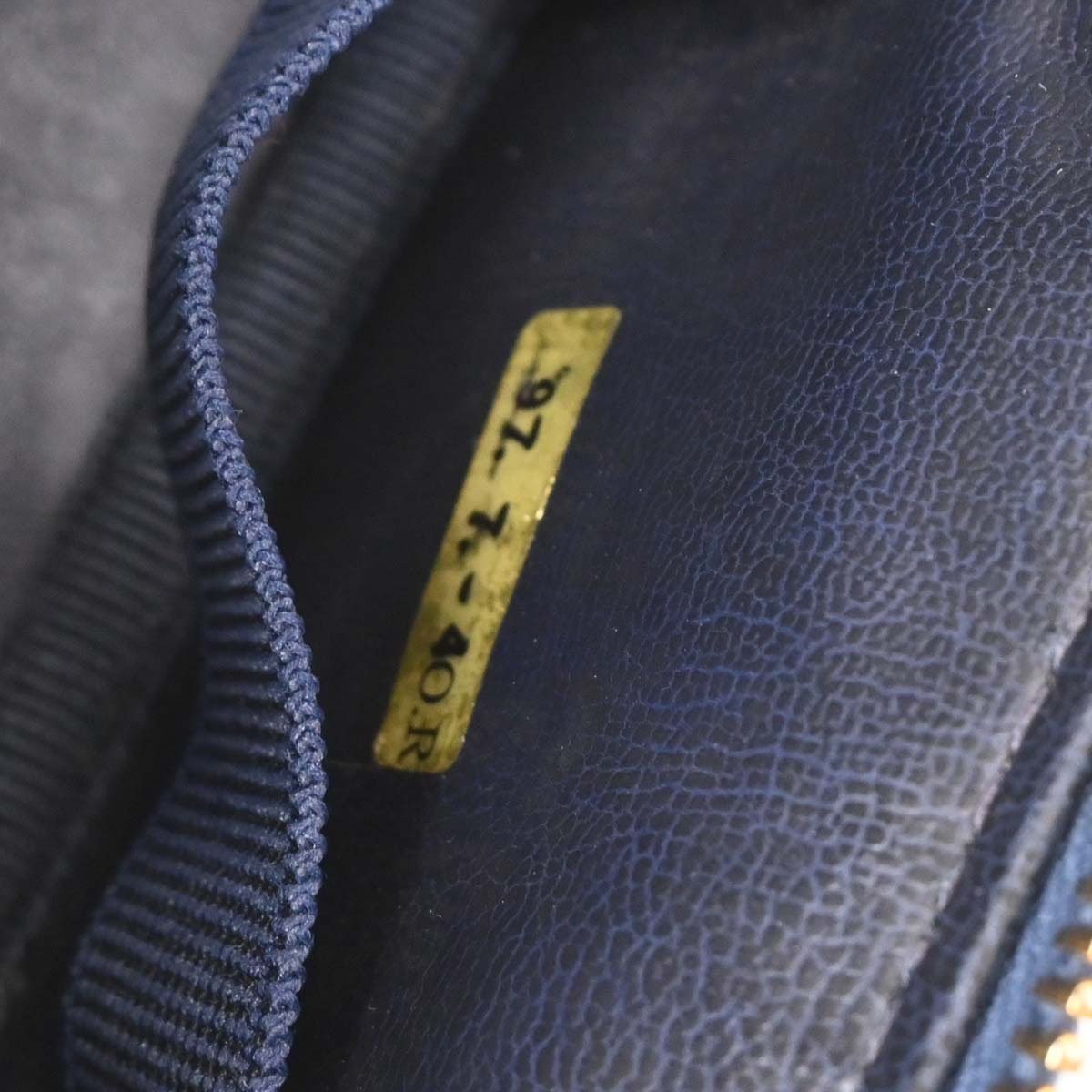 Chanel Chanel Vintage CC Vanity Case Denim Blauw