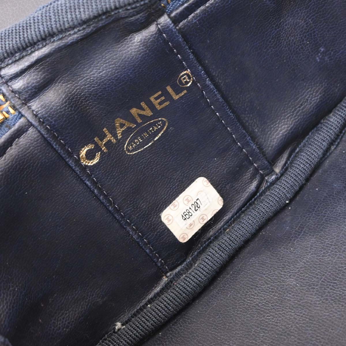 Chanel Chanel Vintage CC Vanity Case Denim Blauw