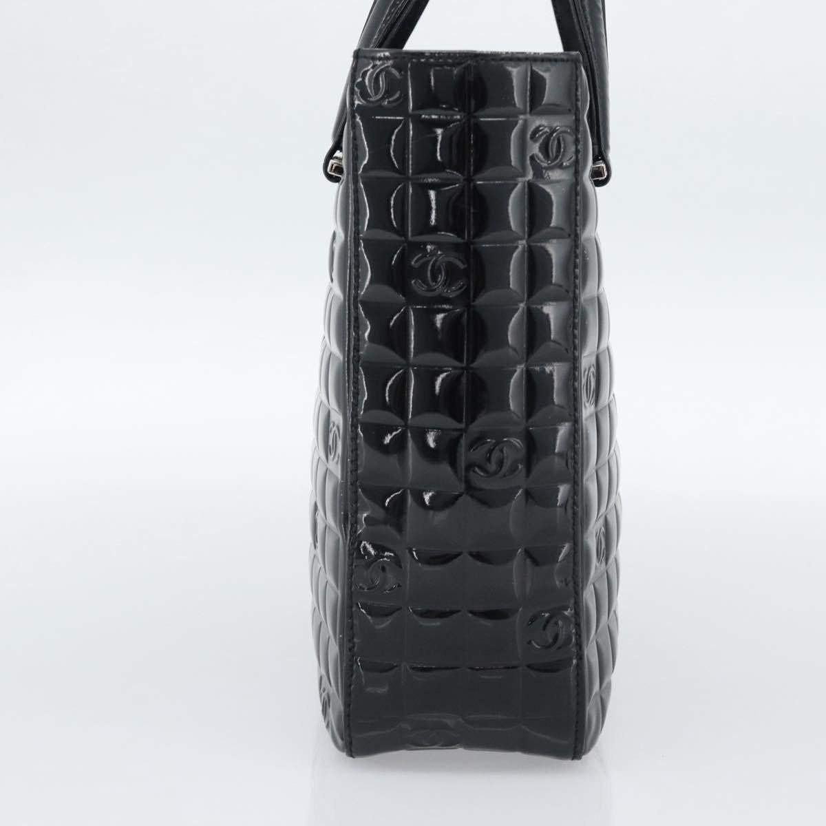 Chanel Chocolate Bar CC Tote Quilted Patent Small Zwart