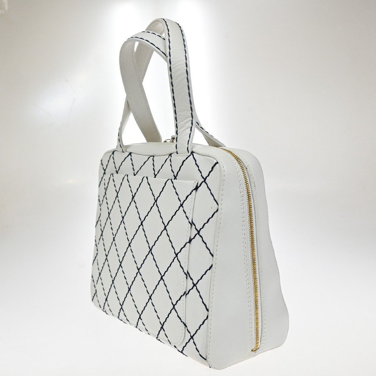 Chanel Chanel Surpique Zip Around Satchel Quilted Leather Medium Wit