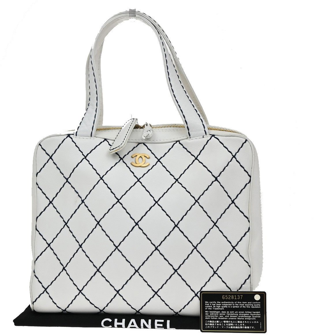 Chanel Chanel Surpique Zip Around Satchel Quilted Leather Medium Wit