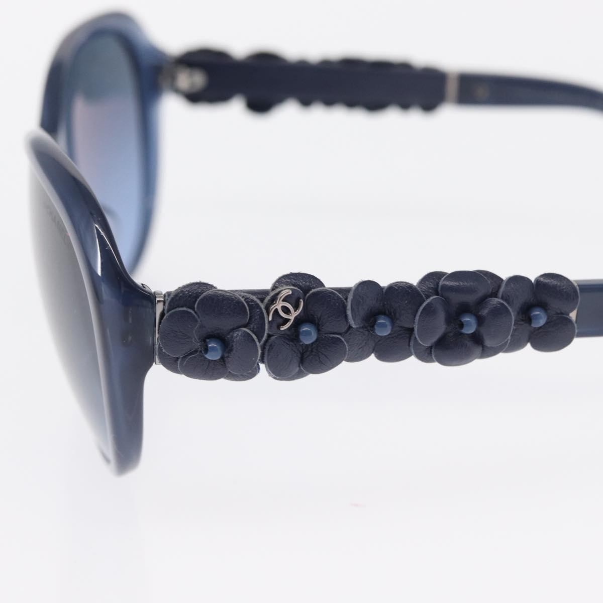 Chanel Chanel Camélia sunglasses Plastic Navy