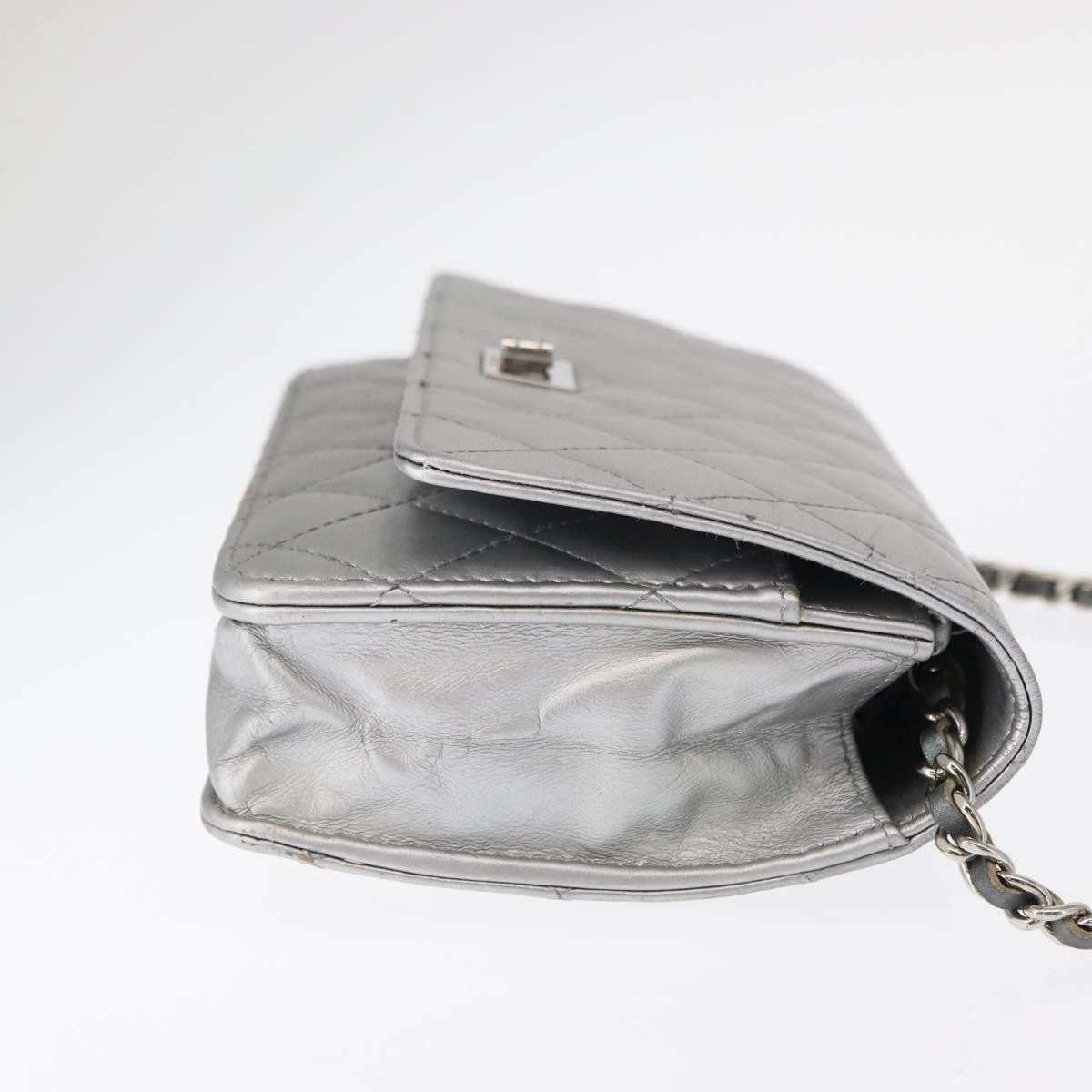 Chanel Reissue 2.55 Wallet on Chain Quilted Lambskin Zilver