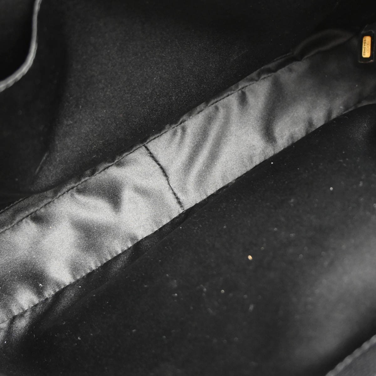 Chanel Chanel Grand Shopping Tote Quilted Caviar XL Beige