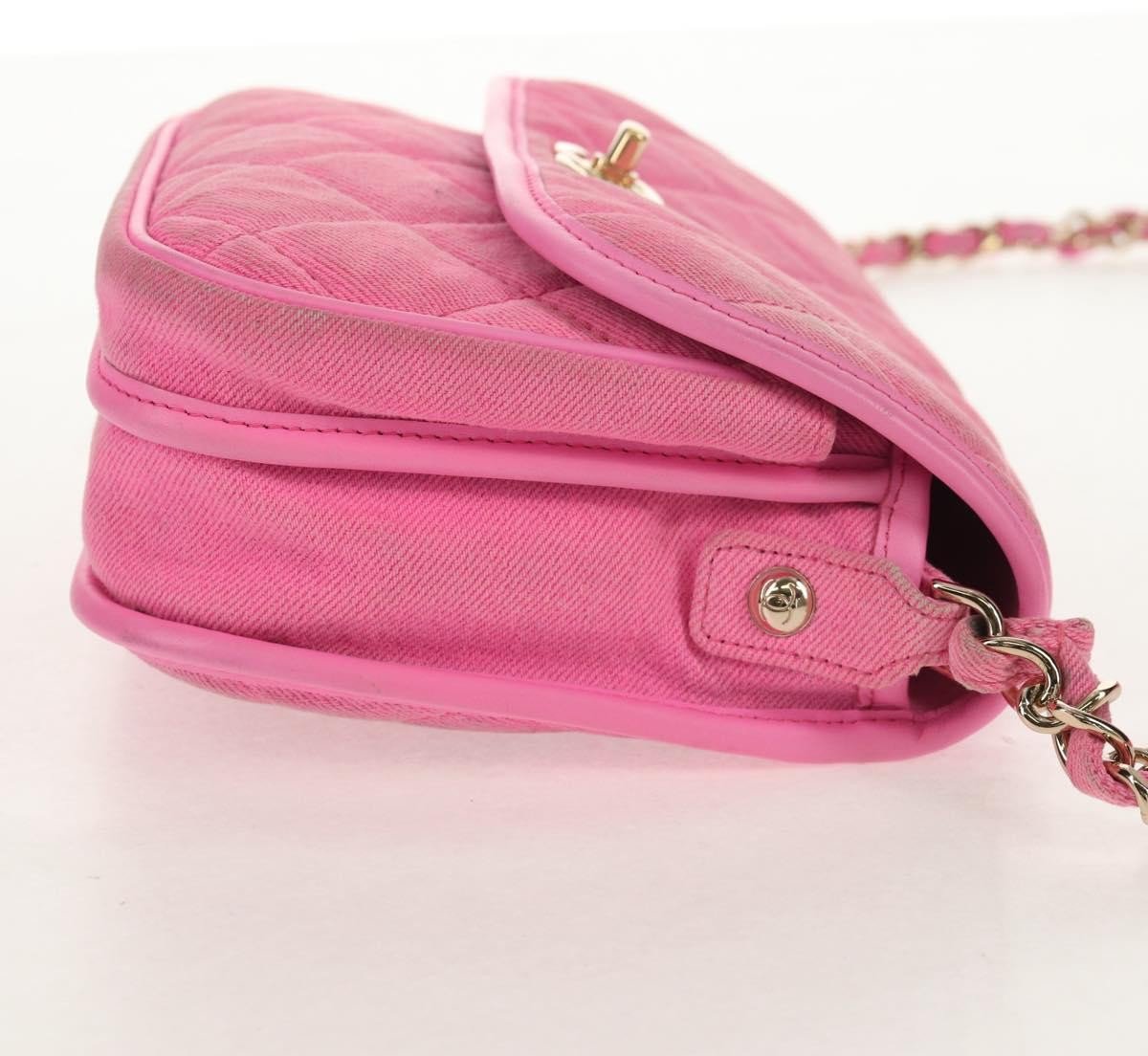 Chanel Chanel Flap Messenger Bag Quilted Denim Small Roze