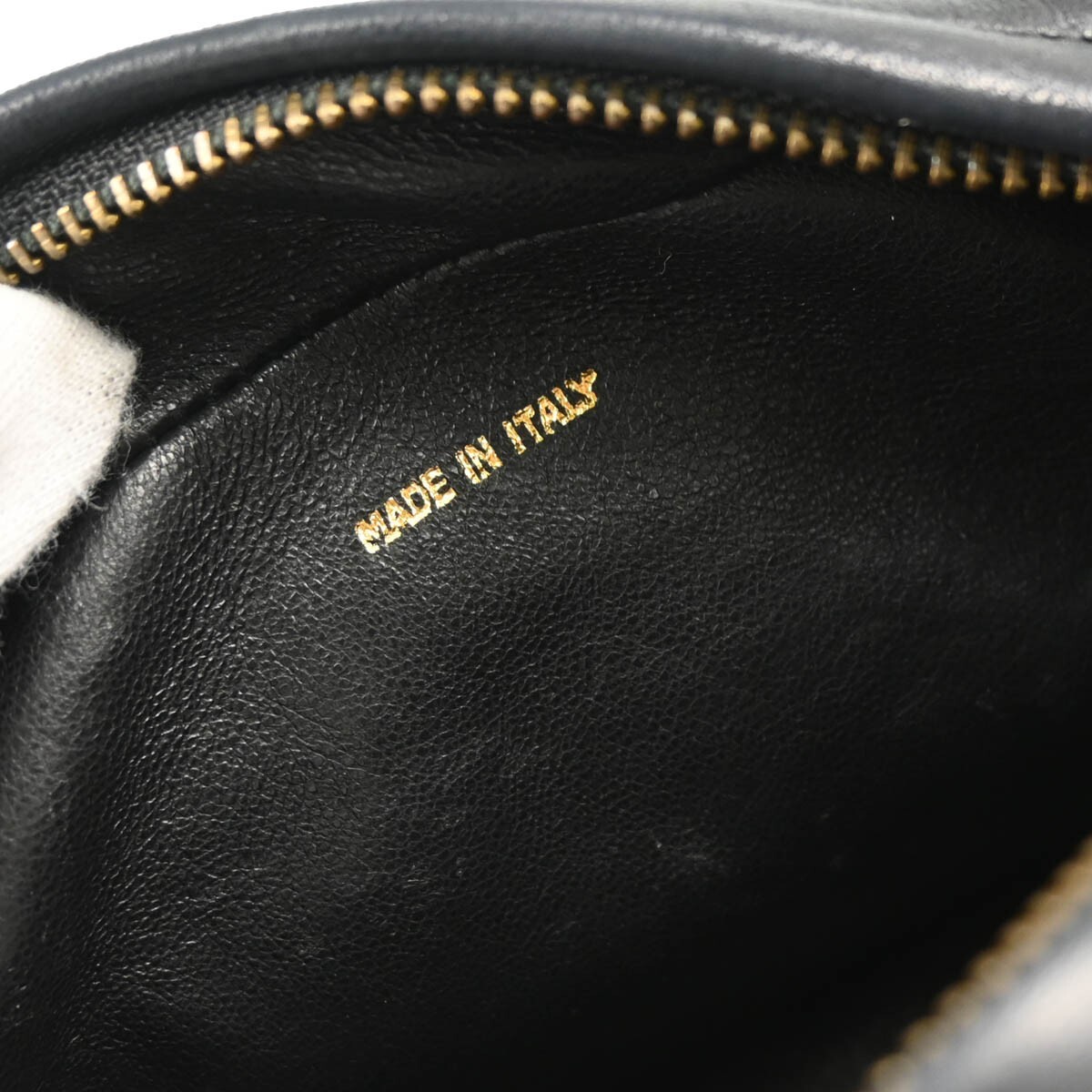 Chanel Chanel Vintage Front Pocket Camera Bag Quilted Leather Mini Zwart