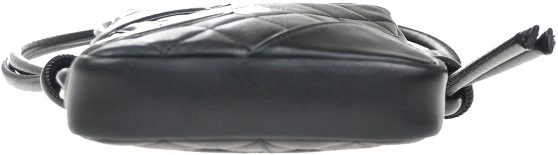Chanel Chanel Cambon Pochette Quilted Leather Zwart