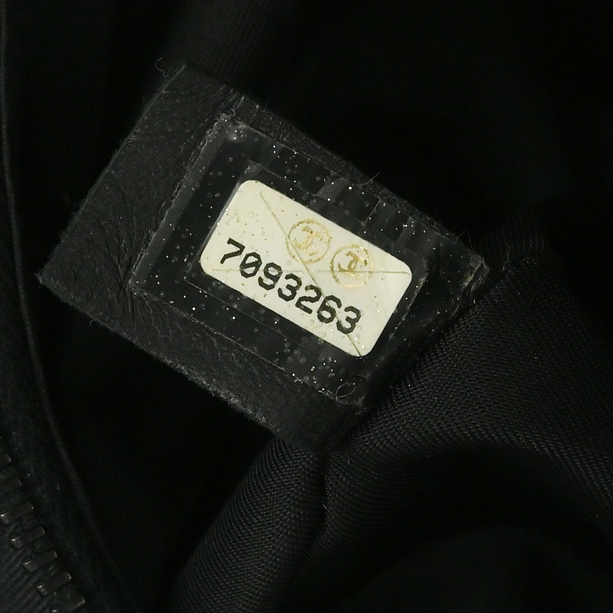 Chanel Chanel Travel Line Barrel Bag Nylon Small Zwart