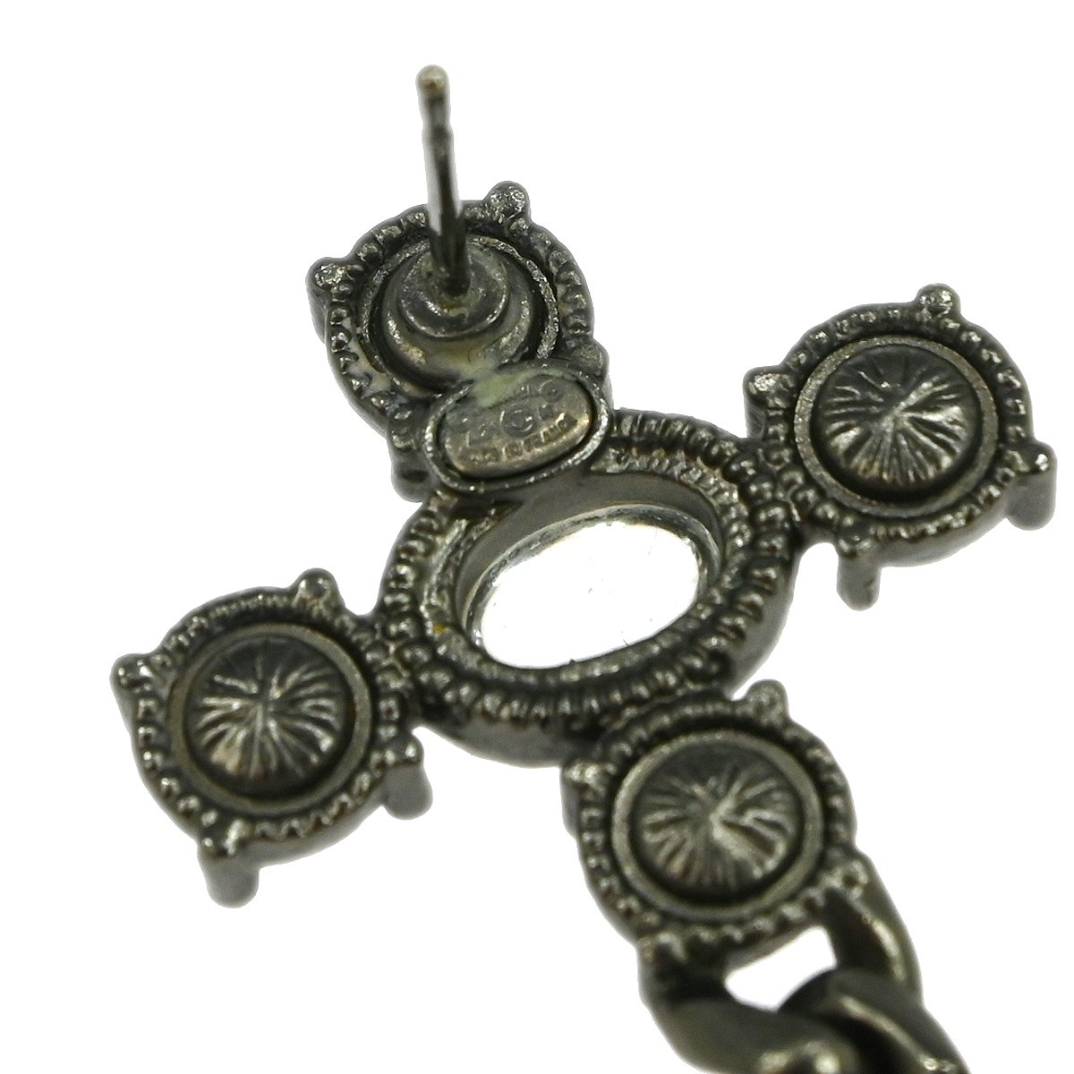 Chanel Chanel CC Dangle Earrings Metal with Crystals Zilver