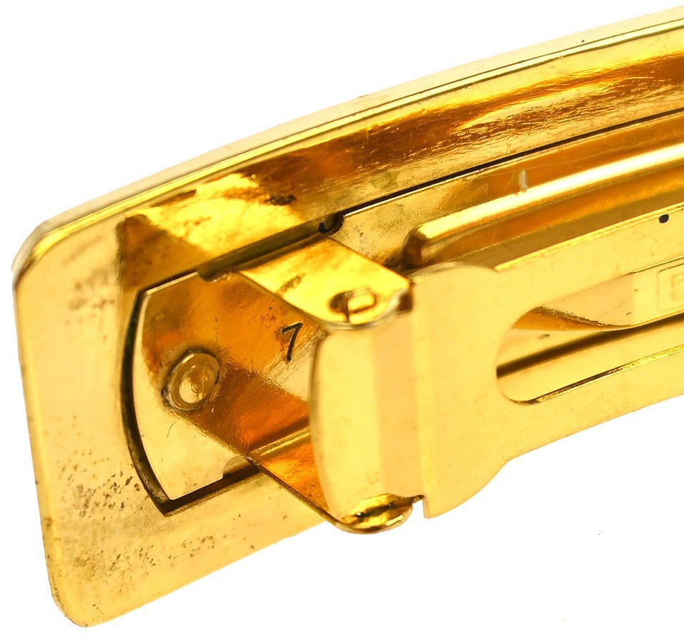 Chanel Logo Hair Barrette Metal Wide Goud