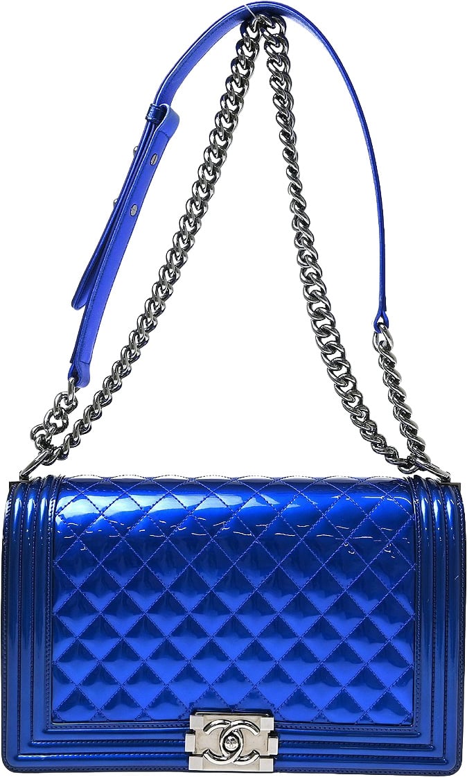 Chanel Boy Flap Quilted Patent New Medium Blauw