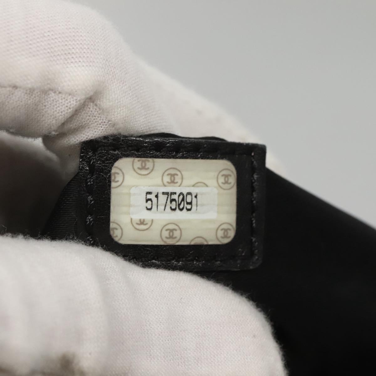 Chanel Chanel Vintage CC Front Pocket Tote Quilted Leather Medium Zwart