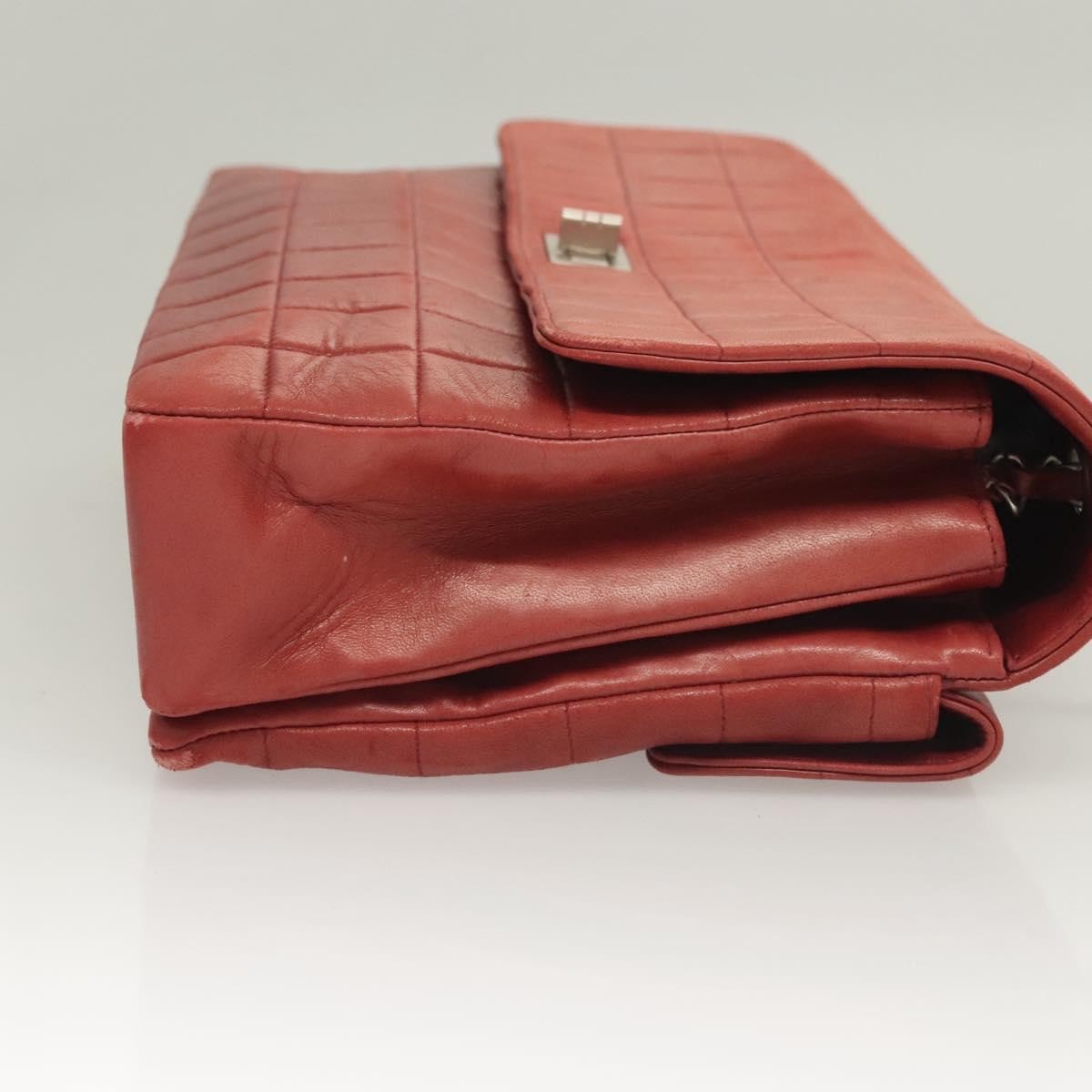 Chanel Chanel Chocolate Bar Reissue Flap Bag Lambskin Rood